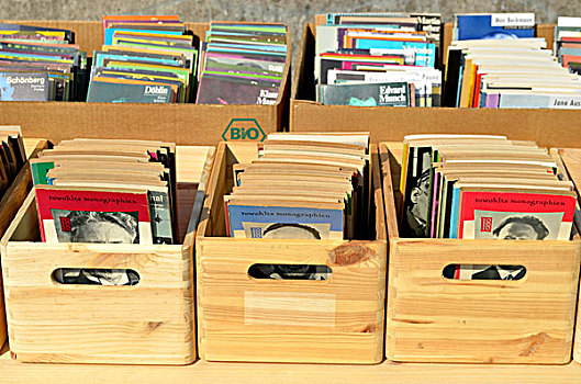 书本,小说,木质,板条箱,跳蚤市场,杜塞尔多夫,北莱茵威斯特伐利亚,德国,欧洲