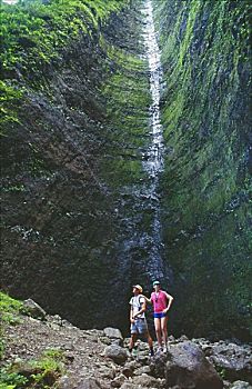 夏威夷,瓦胡岛,伴侣,站立,神圣,瀑布