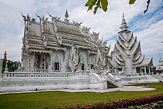 泰北清莱白庙又叫,龙昆寺,灵光寺或白龙寺,wat,rong,khun