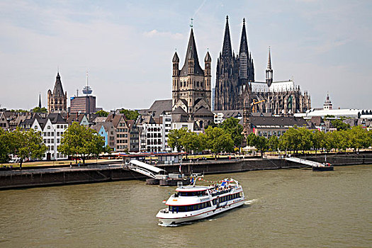 乘客,船,莱茵河,老城,科隆大教堂,教堂,北莱茵威斯特伐利亚,德国,欧洲