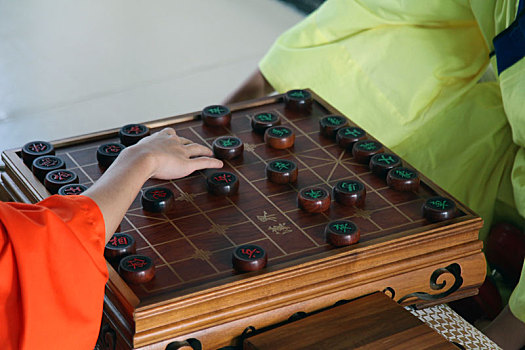 海南海口,中国象棋对弈