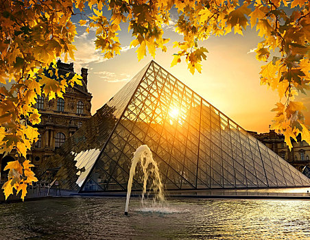 金字塔,卢浮宫,秋天