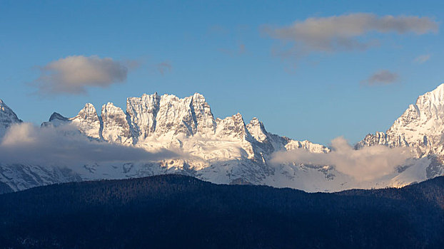 梅里雪山