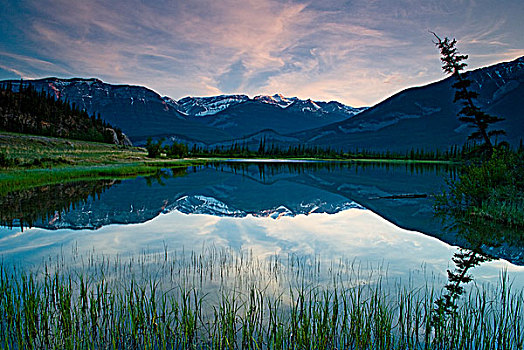 日落,上方,质朴,落基山,湖,碧玉国家公园,靠近,艾伯塔省,加拿大