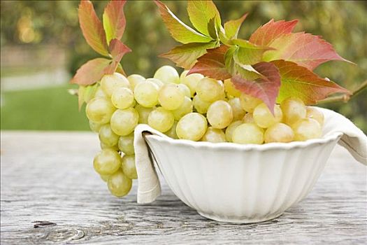 绿葡萄,秋叶,白色,碗