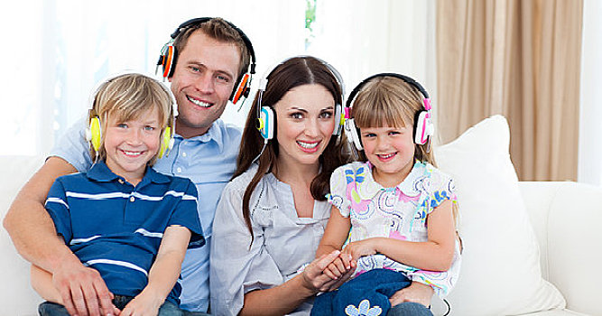 微笑,家庭,听,音乐,耳机