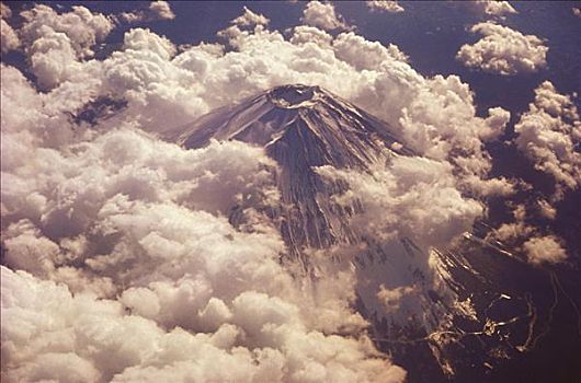 航拍,火山,围绕,云,富士山,本州,日本