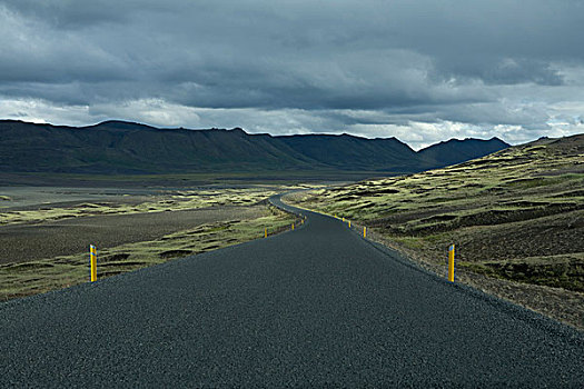 灰色天空,冰岛