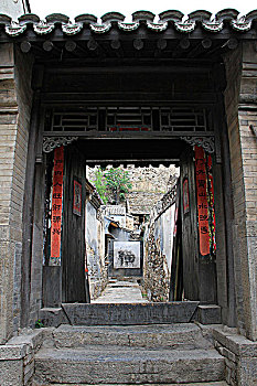北京爨底下村的清代老民居正门