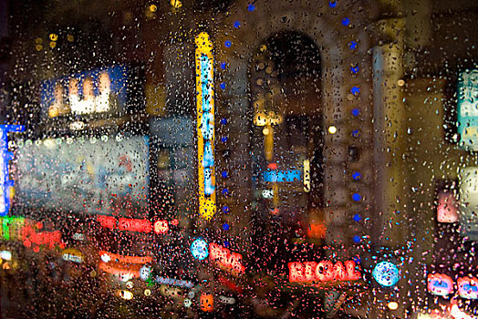 时代广场,下雨,夜晚