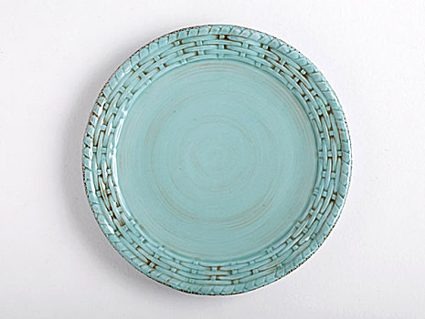 陶瓷盘子在白色背景里