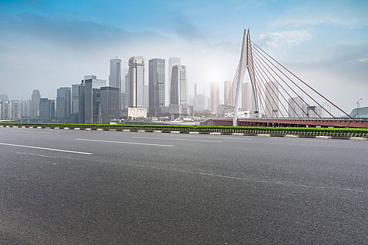 路面天际线和重庆城市建筑