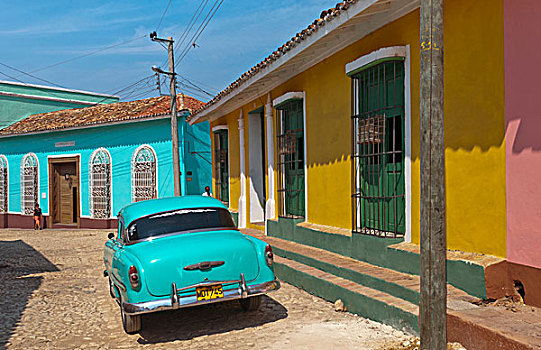 特立尼达,古巴,蓝色,经典,20世纪50年代,雪佛兰,汽车,鹅卵石,街道,彩色,老,殖民城市,建筑