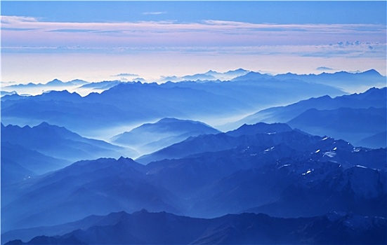 阿尔卑斯山