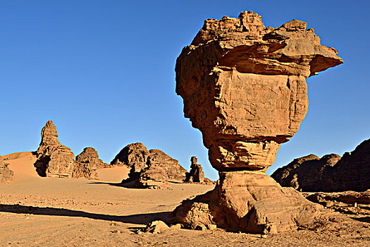石头,纪念建筑,茶壶,区域,国家公园,世界遗产,撒哈拉沙漠,北非,阿尔及利亚,非洲