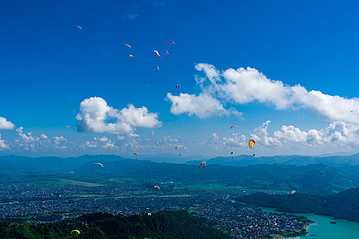 许多,滑翔伞运动者,飞跃,波卡拉,费瓦湖,桑冉库特,地区,尼泊尔,亚洲