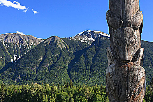 图腾柱,山峦,不列颠哥伦比亚省,加拿大