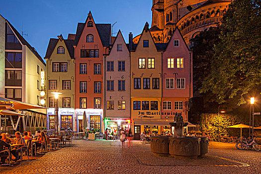 房子,汉堡鱼市,黄昏,科隆,北莱茵威斯特伐利亚,德国,欧洲