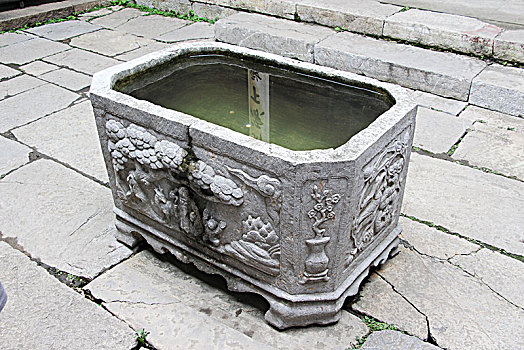 石刻水缸