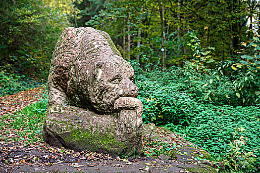 木质,熊,雕塑,正面,秋天,靠近,普拉蒂纳特,树林,德国,欧洲
