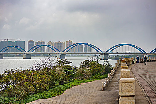 南渡江大桥
