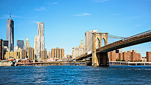 布鲁克林大桥,市区,天际线,东河,渡轮,纽约,建筑,自由,塔,远处,左边,曼哈顿,美国