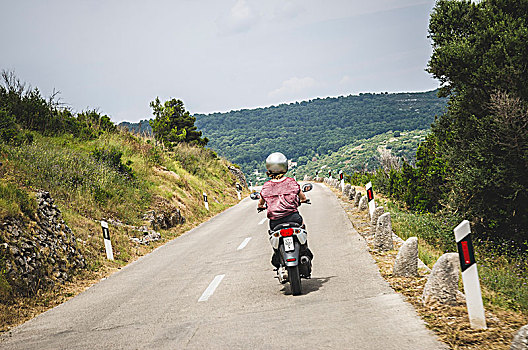 美女,骑,摩托车,岛屿,维斯,克罗地亚,女人,运输,旅行