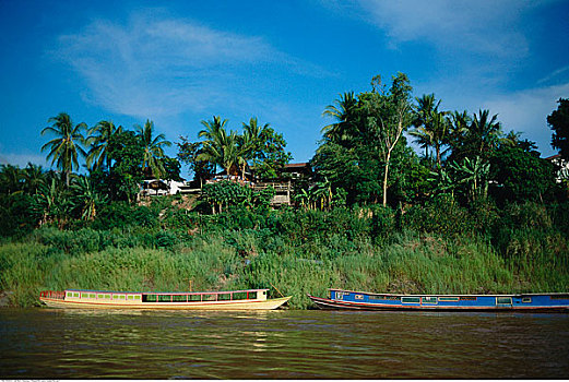 船,岸边,老挝