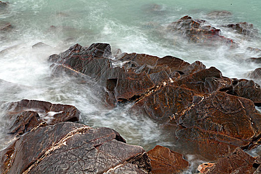 北海,银滩,礁石,沙滩,浴场,游客,海水,海浪,风光,自然,冠头岭,砥柱