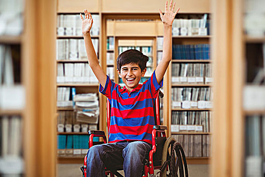 合成效果,图像,男孩,轮椅,学校,走廊,图书馆