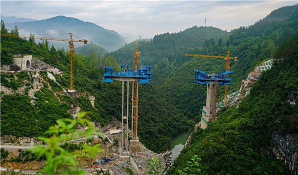 重庆酉阳,山道弯弯乡村新图景