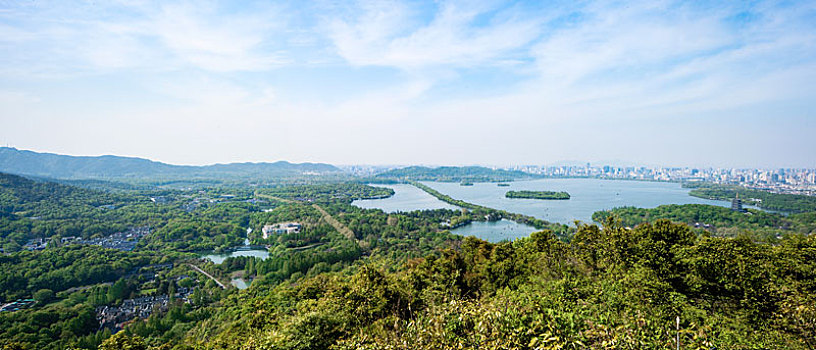 春天的杭州西湖城市全景