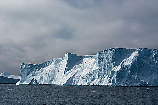 冰山,阴天,伊路利萨特冰湾,迪斯科湾,格陵兰