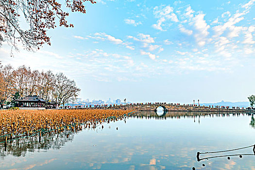 杭州西湖秋景断桥