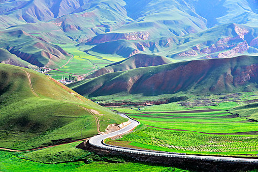 青海祁连县卓尔山景区