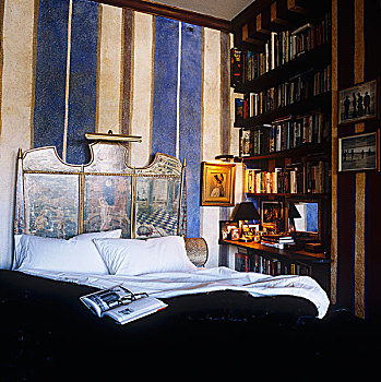 墙壁,卧室,涂绘,奶油,苍白,靛蓝,条纹,床头板,生动,场景