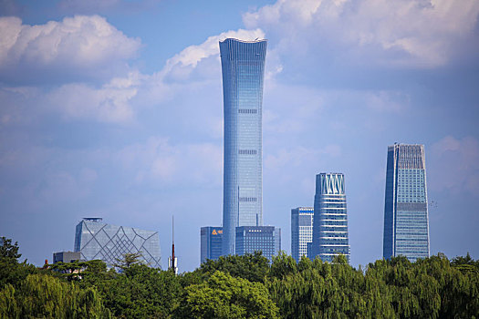 北京东三环的摩天大楼们
