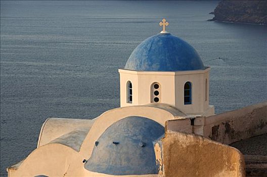 圆顶,教堂,晨光,锡拉岛,基克拉迪群岛,爱琴海,希腊