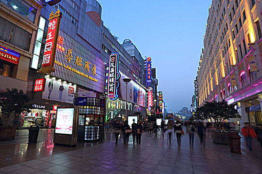 上海南京路步行街,夜景