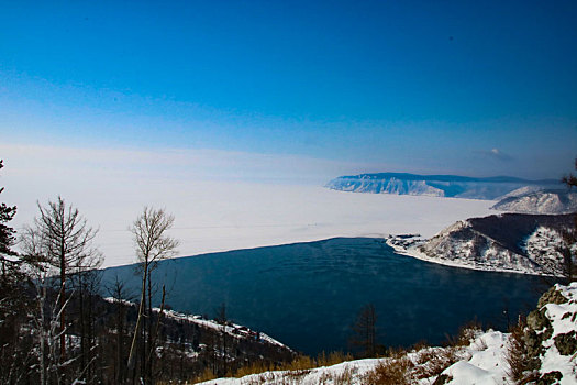 冬季的贝加尔湖奇景