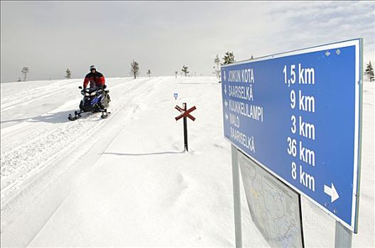 雪地车,旅游,滑雪,区域,伊瓦洛,拉普兰,芬兰,欧洲