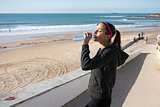 美女,海滩,饮用水,水瓶,里斯本,葡萄牙,欧洲