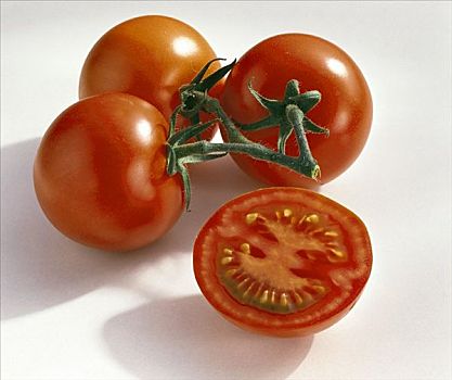 三个,西红柿,一个,番茄,一半