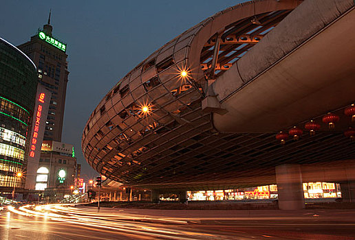 上海五角场商业区夜景