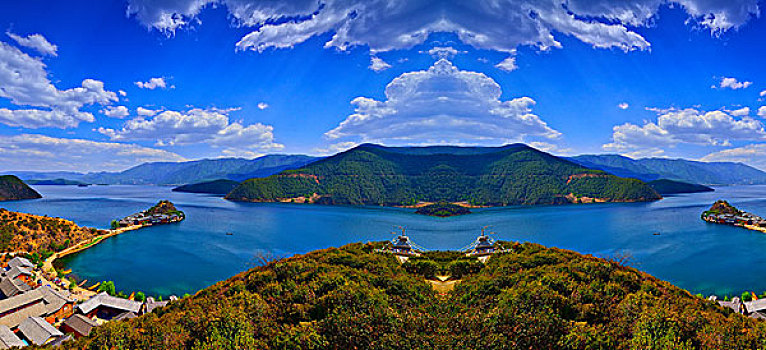 泸沽湖对称美景