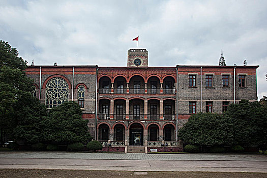 苏州大学