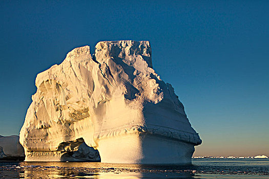 南极,日落,子夜太阳,巨大,冰山,雷麦瑞海峡
