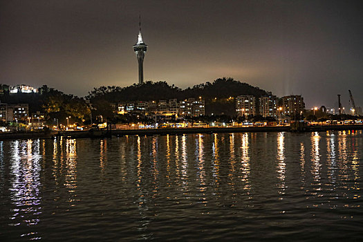 澳门夜游,珠江,对岸,大楼,赌城,霓虹灯,闪烁,都市,繁华,灯光,桥梁,游船