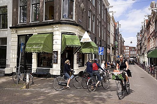 骑车,街角,阿姆斯特丹,荷兰