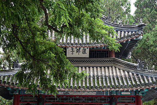 河北保定,古莲花池直隶图书馆景区